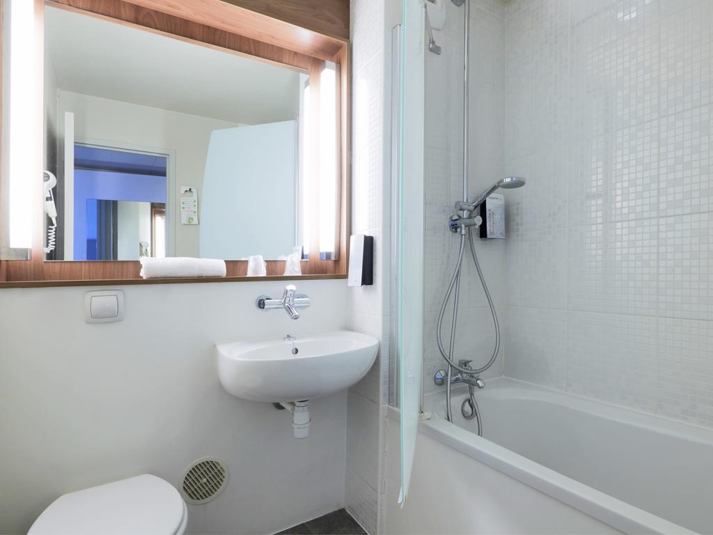 Campanile Brest - Gouesnou Aeroport Hotel Luaran gambar